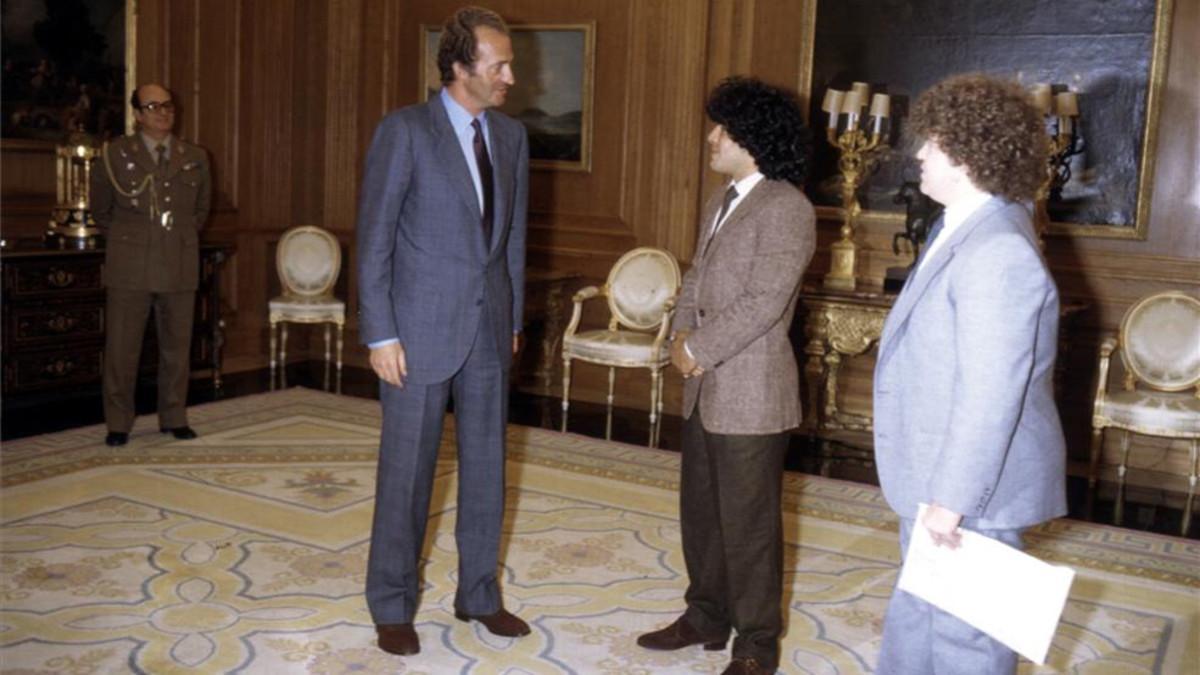 Maradona, junto a Cyterszpiler y el Rey Juan Carlos, en una imagen de archivo