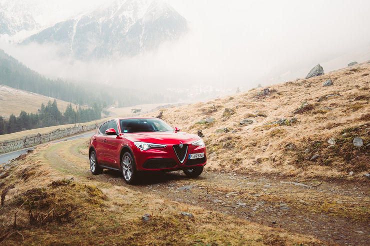 Primeras imágenes del Alfa Romeo Stelvio.