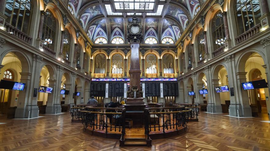 Interior del Palacio de la Bolsa.