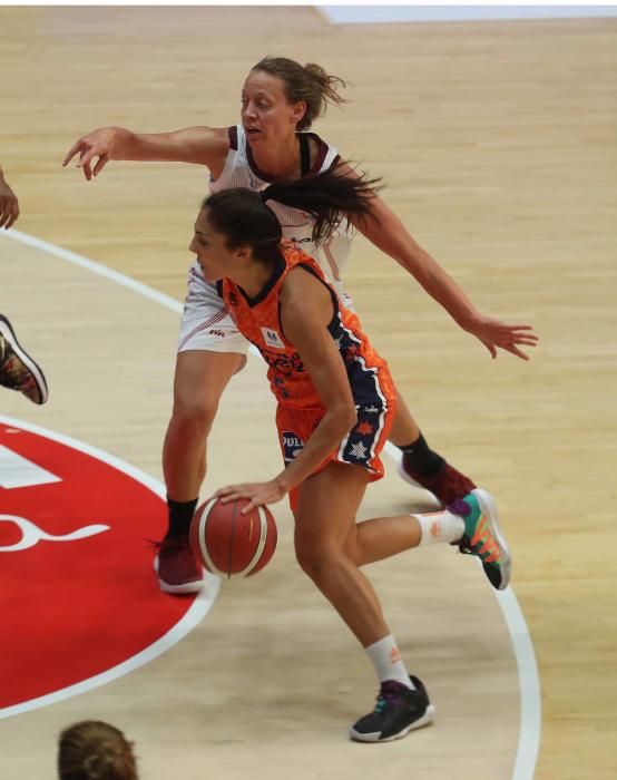 Primer partido del Valencia BC Femenino en la Liga