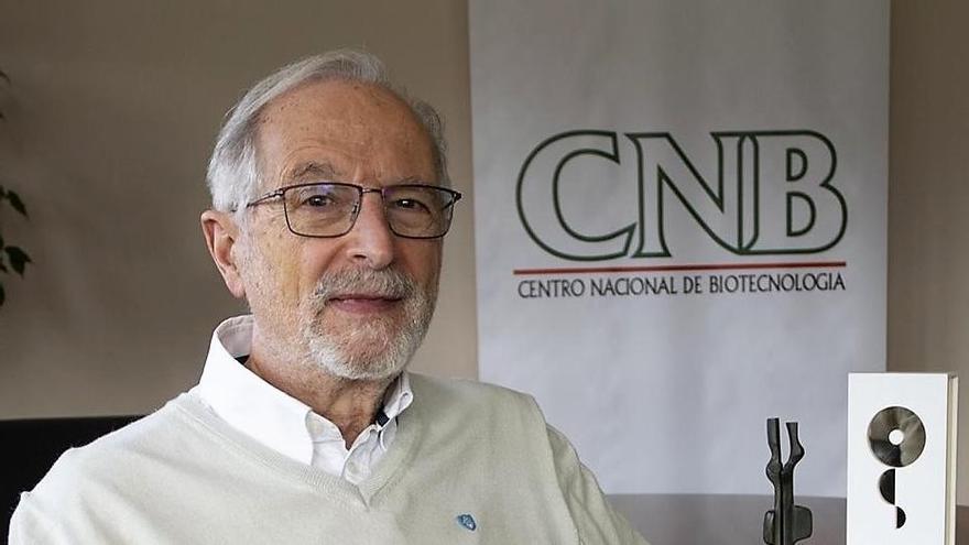 Luis Enjuanes, IX Premio Nacional de Biotecnología.