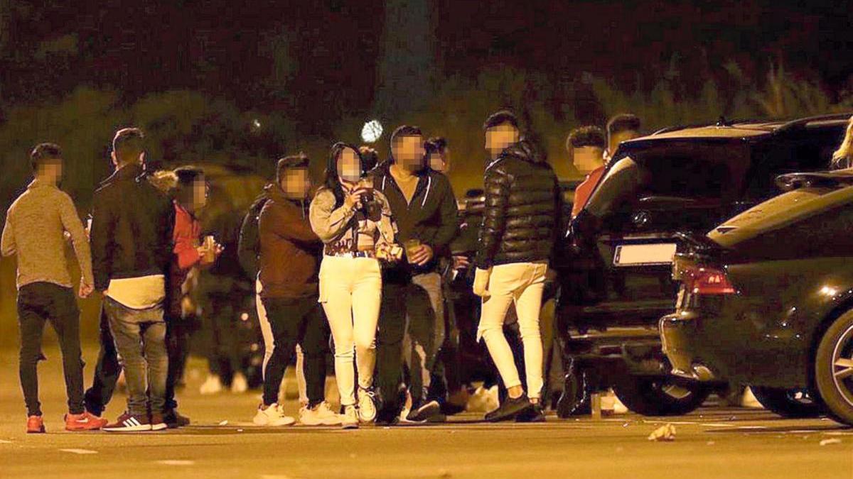 16 denuncias por hacer botellón sin medidas anticovid en Castelló