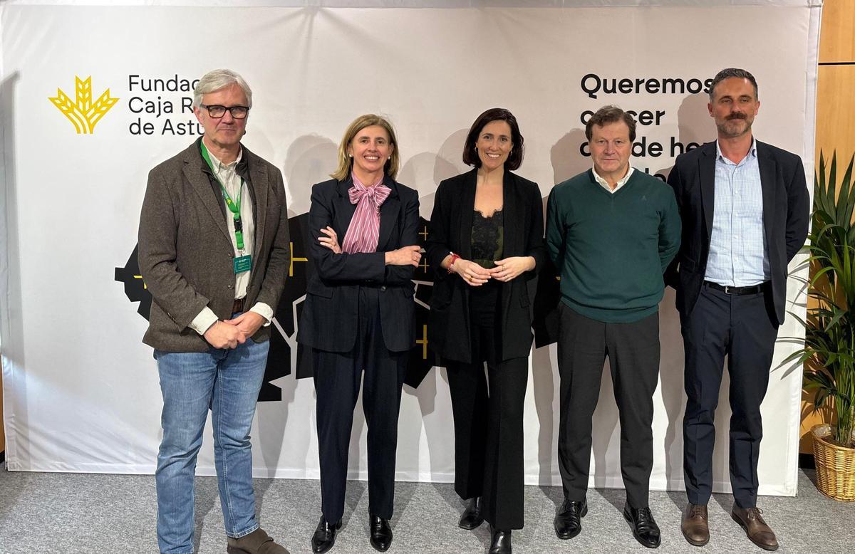 Marcos Niño, Eva Pando, Carlota Jiménez de Andrade, Enrique López y Rubén Carrandi, en la presentación de "Raíces con Futuro".