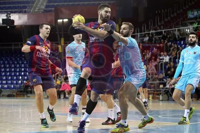 Balonmano: FC Barcelona, 43 - Cangas del Morrazo, 22