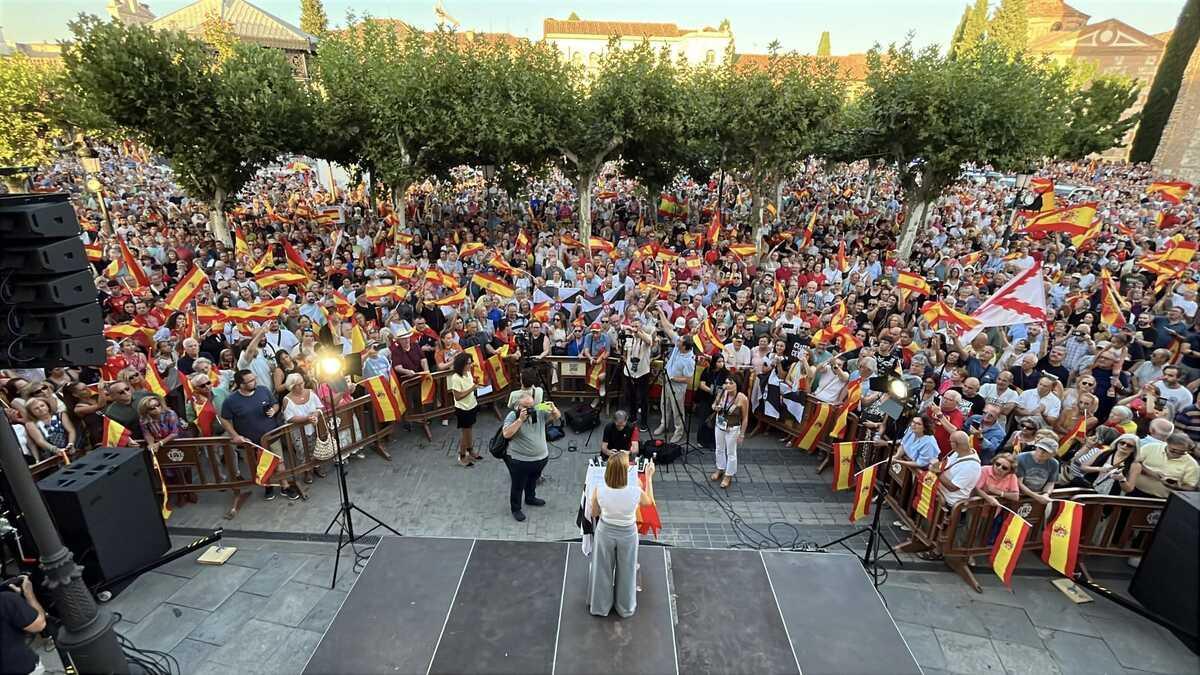 Judith Piquet leyó un manifiesto frente a los asistentes