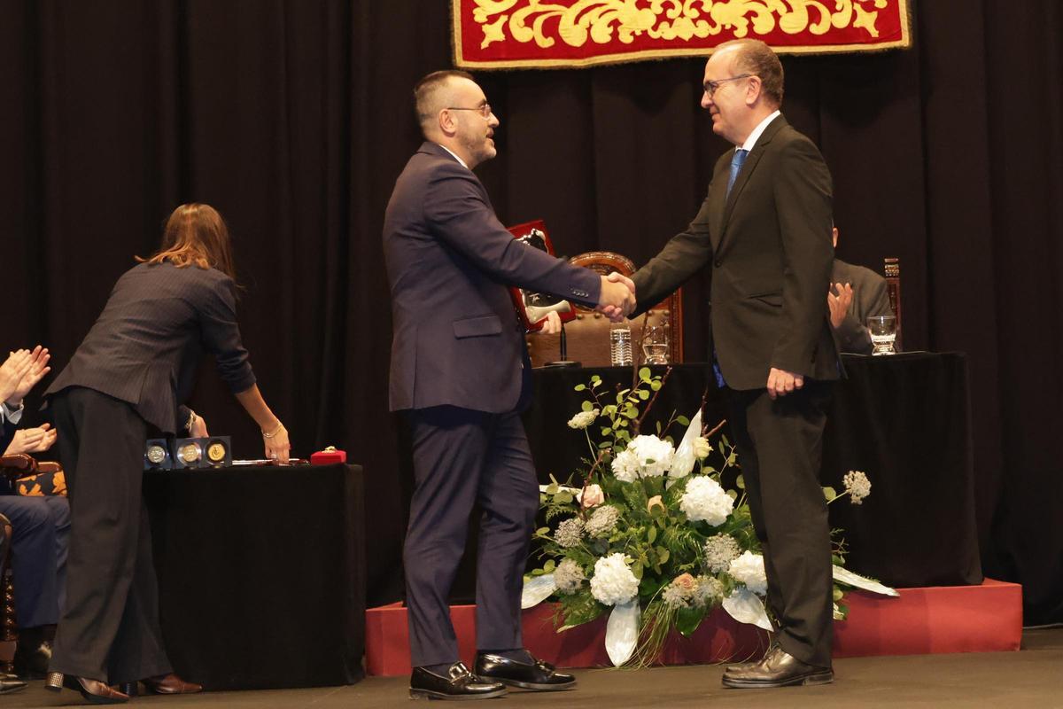 Galería de fotos: Acto ¡oficial de entrega de los reconocimientos en el Auditori de Vila-real