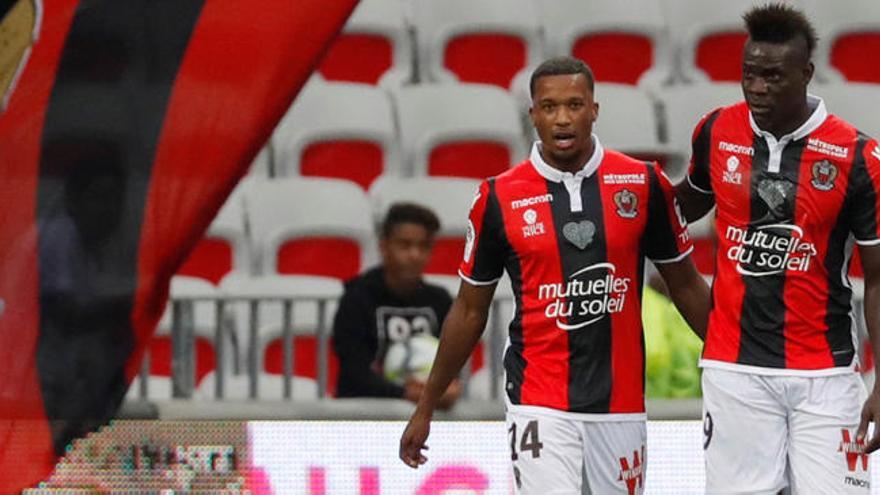 El futuro de Alassane Pléa se decidirá en breve