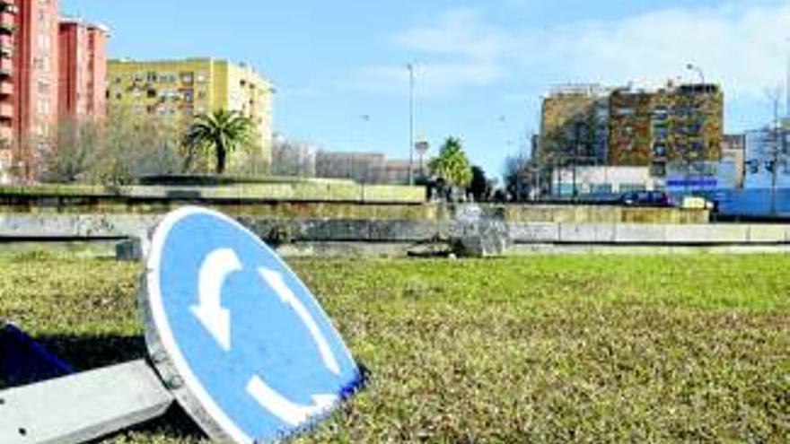 Un herido grave y cuatro leves en ocho accidentes de circulación