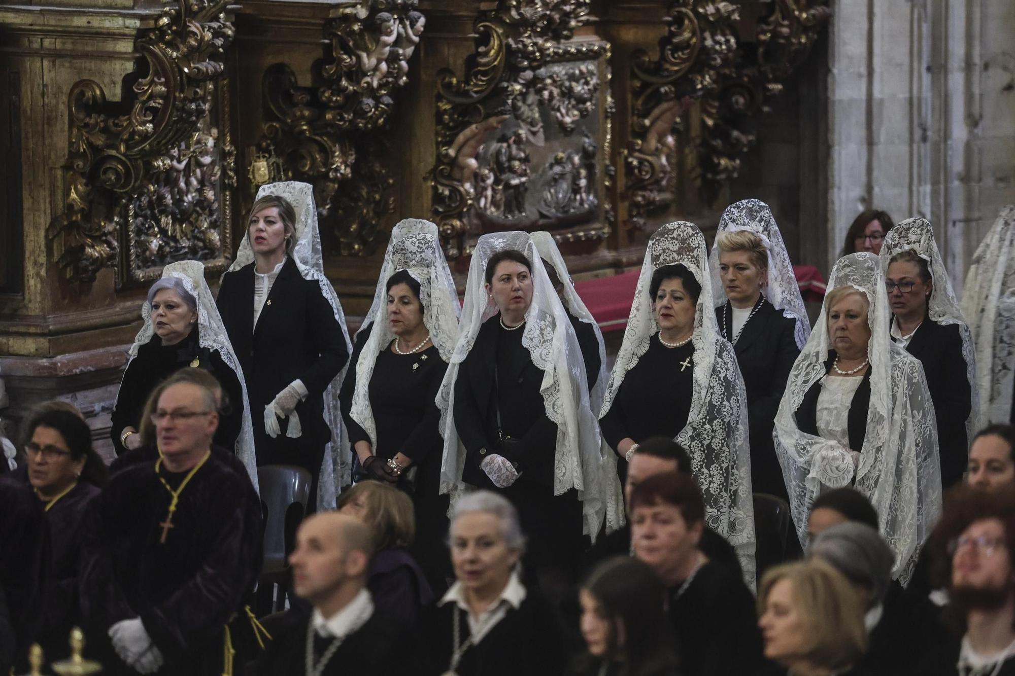 Oviedo despide a lo grande la Semana Santa: mira las fotos de la procesión del Resucitado