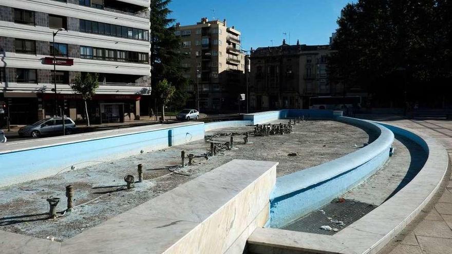 Estado de la fuente de La Marina, en el centro de la capital.