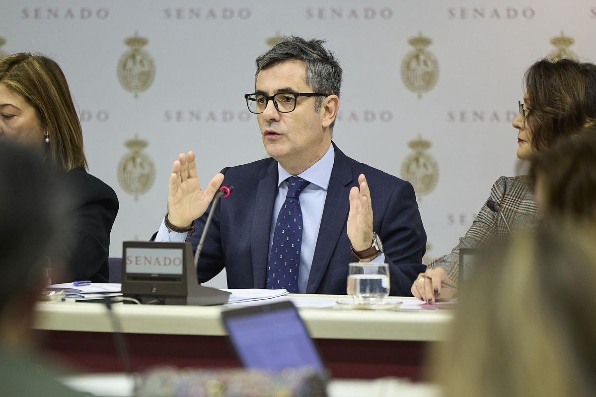 El ministro de la Presidencia, Justicia y Relaciones con las Cortes, Félix Bolaños, comparece ante la Comisión de Justicia, en el Senado.