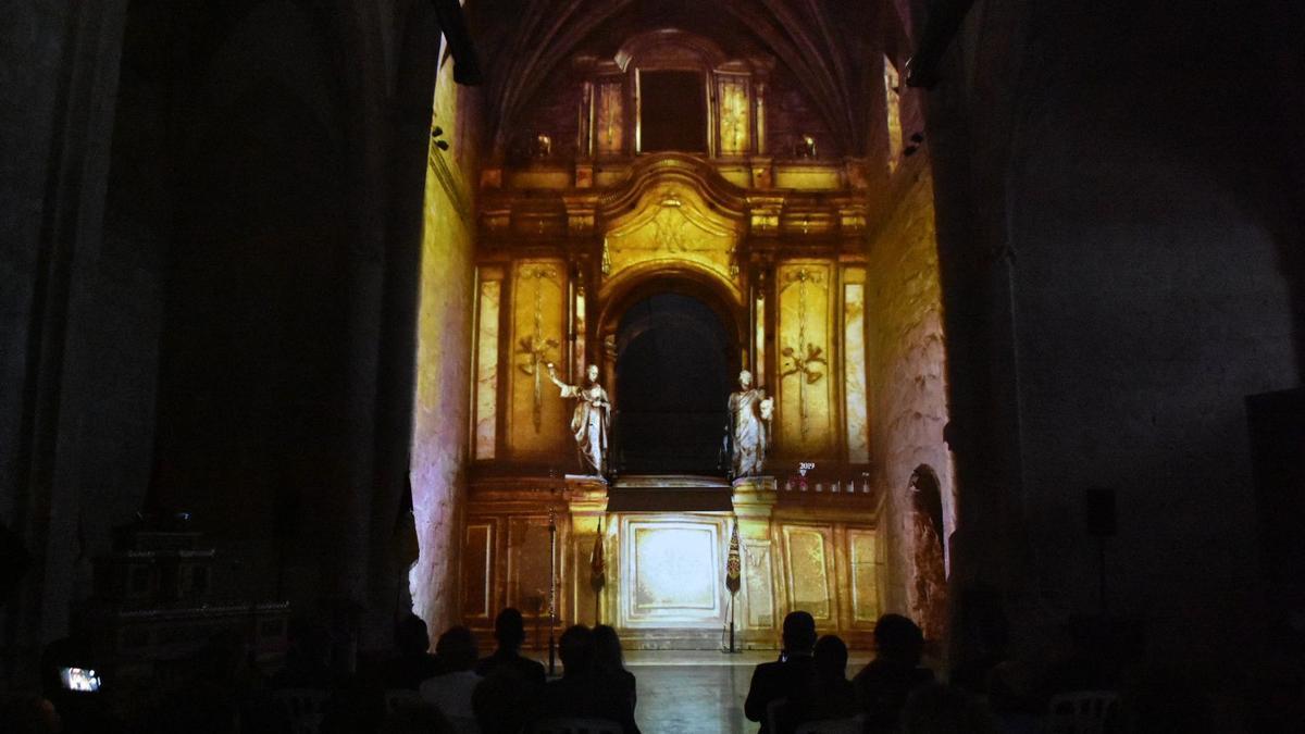Recreación con tecnología láser de última generación del retablo del siglo XVIII de la antigua iglesia de Santa María.