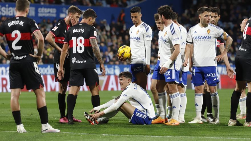 El &#039;Efesé&#039; y el &#039;abc&#039;. La contracrónica del Real Zaragoza-Cartagena