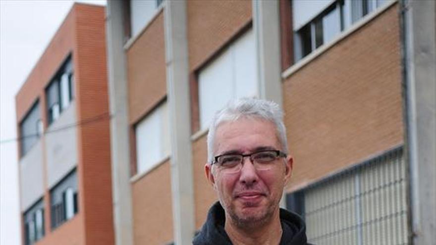 Eugenio Sánchez: «Mis alumnos dicen: ‘La Filosofía nos raya’»