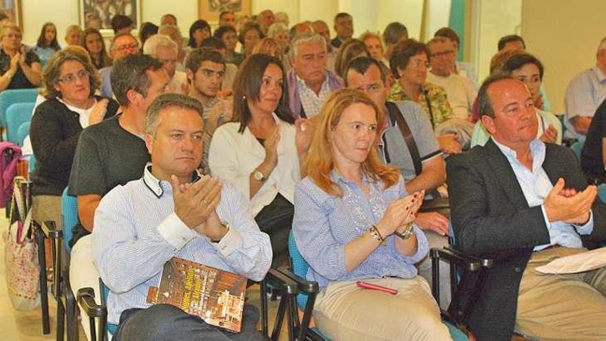 Libro póstumo de Laureano Mayán y ensayo político de varios autores