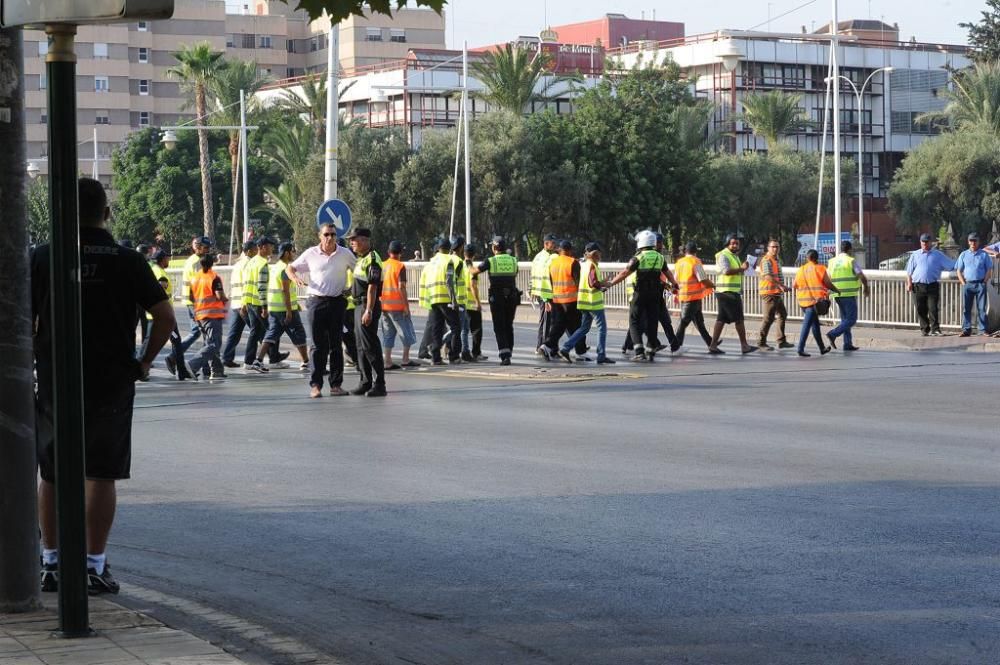 Los tractores a su paso por el Auditorio