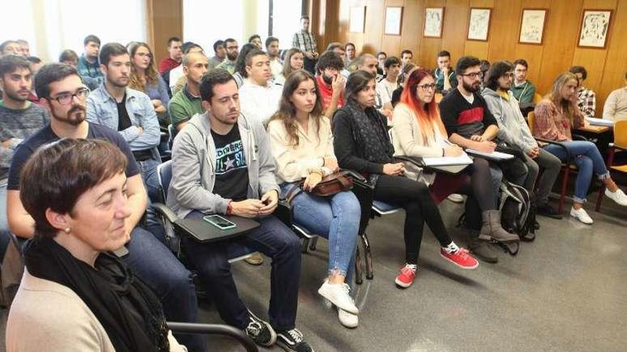 Un centro tecnológico vasco busca jóvenes talentos en la Escuela Politécnica gijonesa