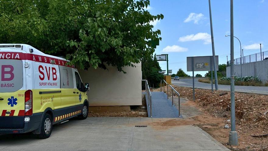 Chiva estrena una unidad de soporte vital básico en la urbanización Olimar