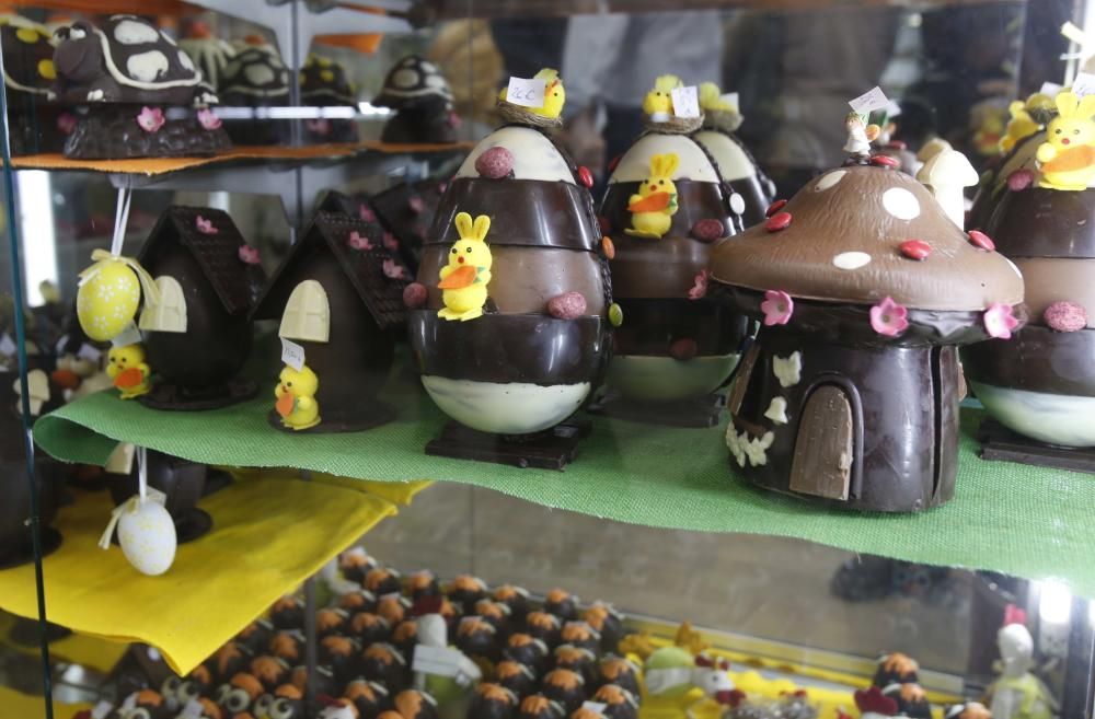 Forn de Vicent García. Primer premio de escaparate y torta de pasas y nueces.