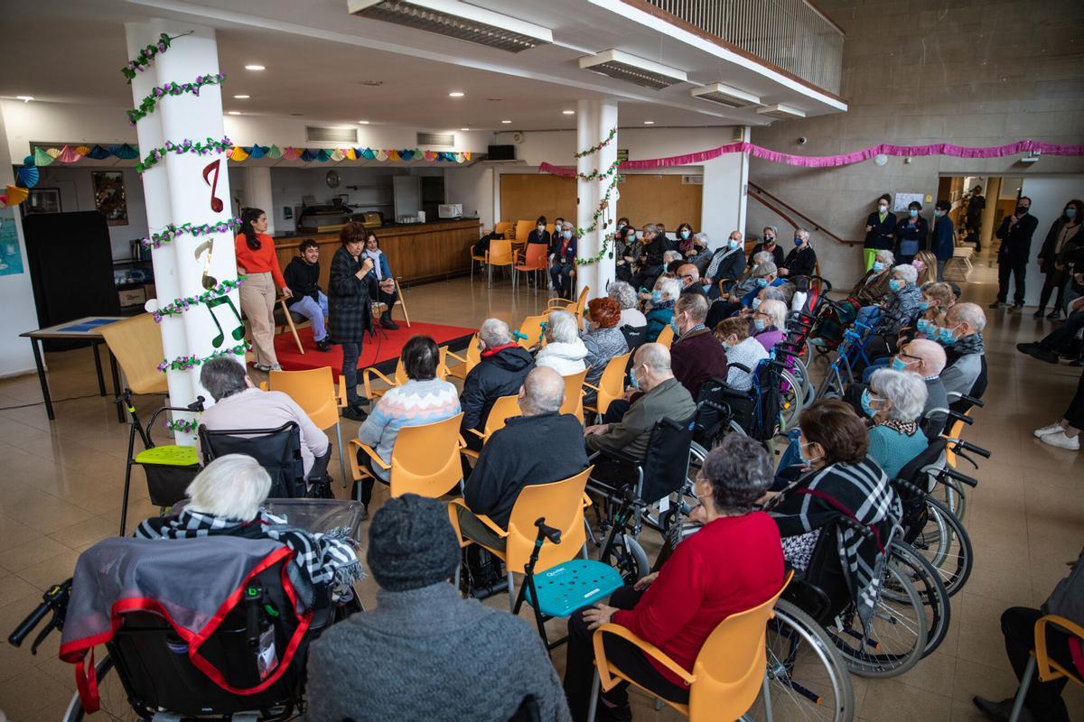 Pressupostos de la Generalitat 2026: Drets Socials preveu oferir 1.000 noves places residencials per a menors, gent gran i dependents en un any