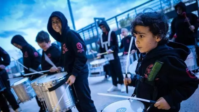 comparsa Tropicana infantil