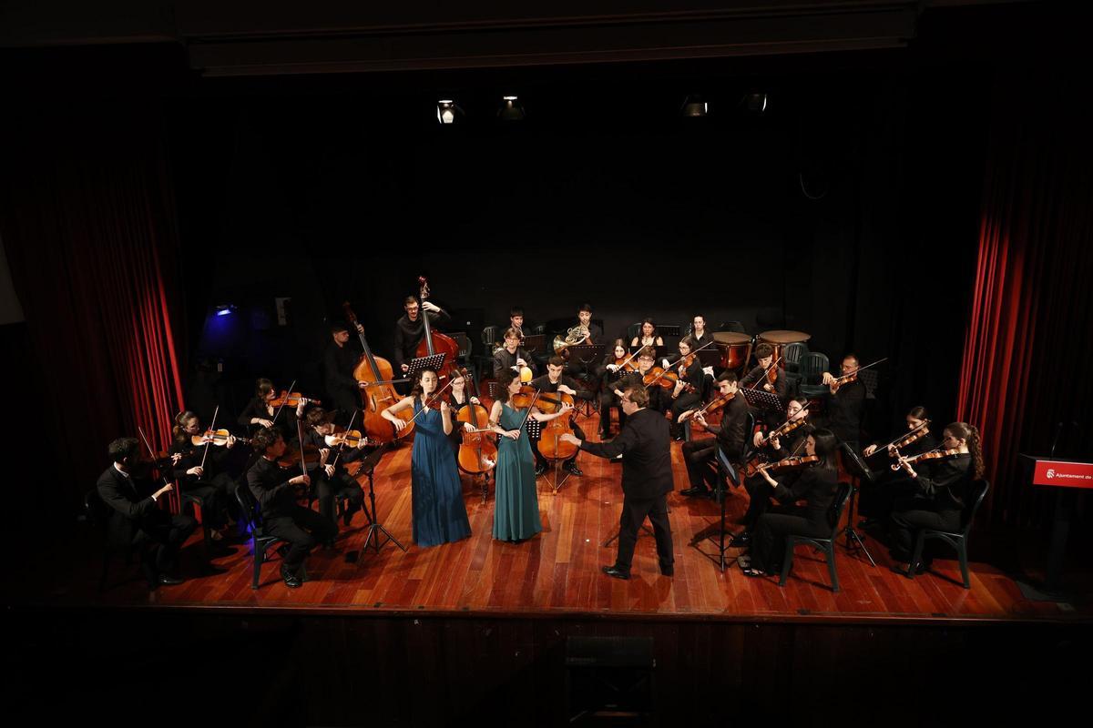 Actuación de la Orquesta de l'Horta Sud.