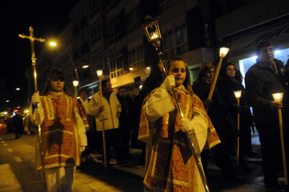 Miles de cirios iluminan al Nazareno por Cambados