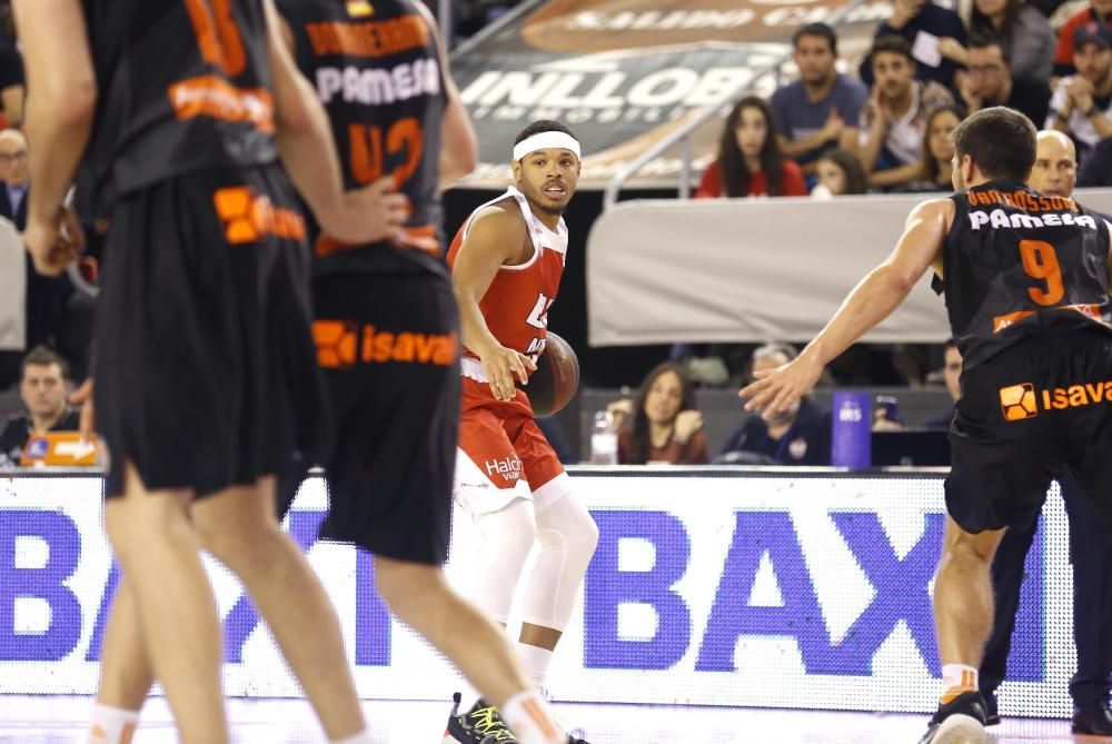 Baxi Manresa - València Basket