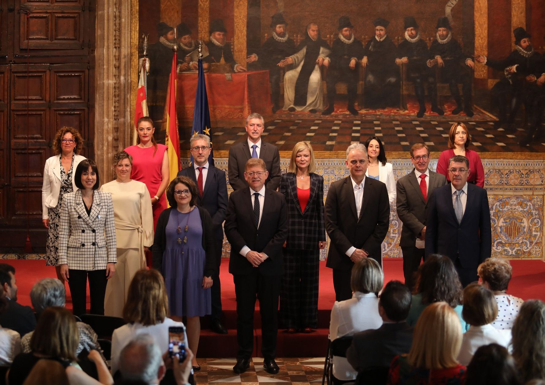 Toma de posesión de los nuevos consellers en el Palau