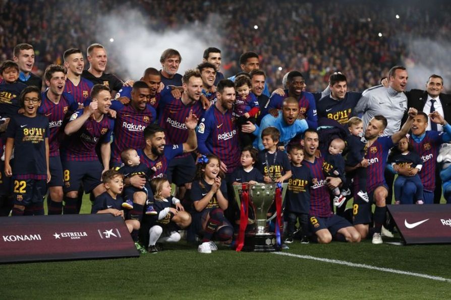 El Barca celebra la Liga 2017/2018.