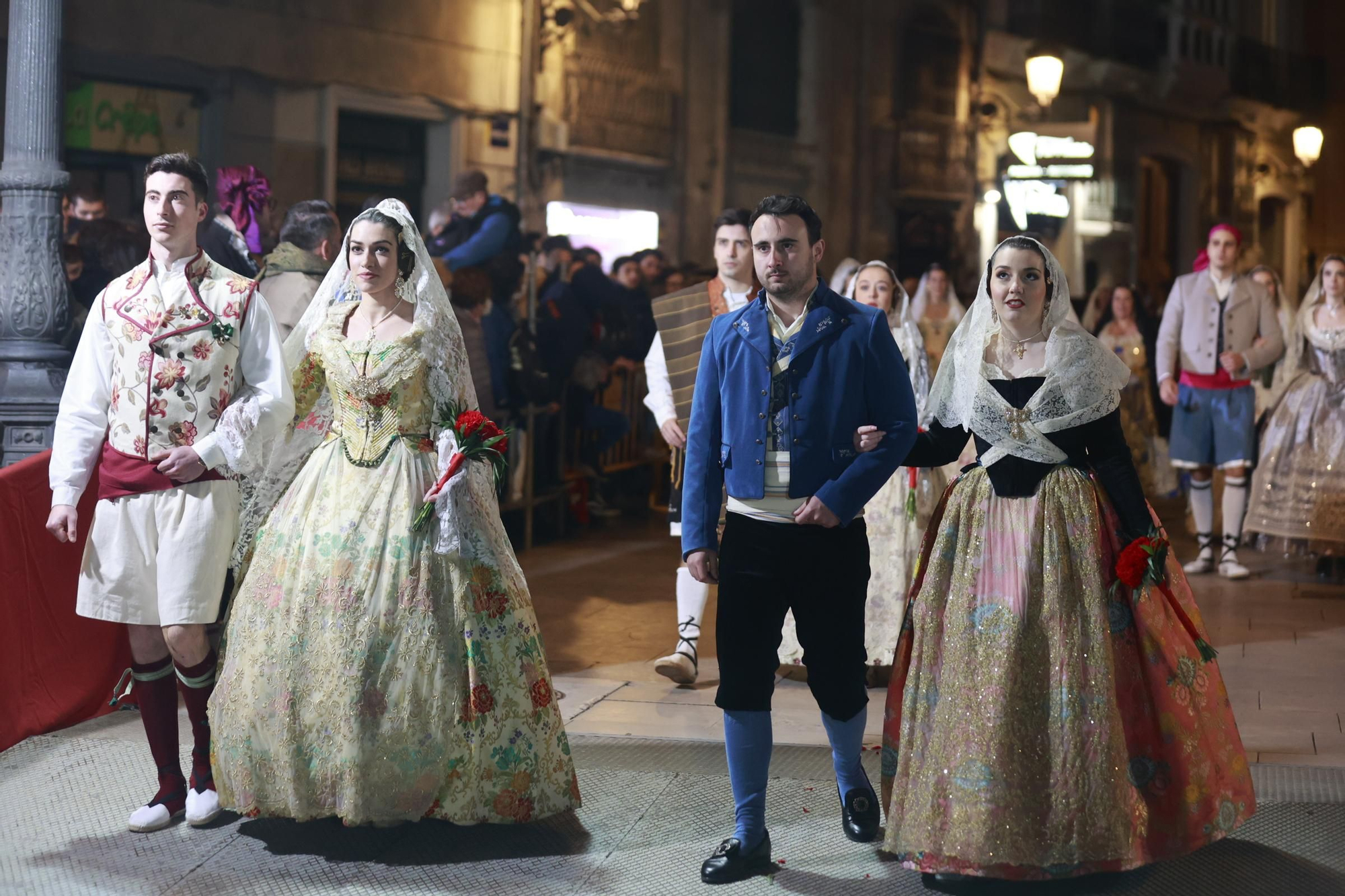 Búscate en el segundo día de ofrenda por la calle Quart (entre las 19:00 a las 20:00 horas)