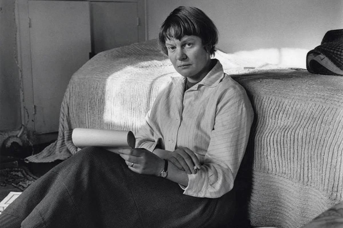 Iris Murdoch, en su juventud.
