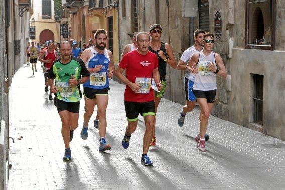 9.000 Läufer aus 49 Ländern gingen am Sonntag den 15.10. an den Start. In der Marathon Disziplin gingen die Deutschen leer aus.