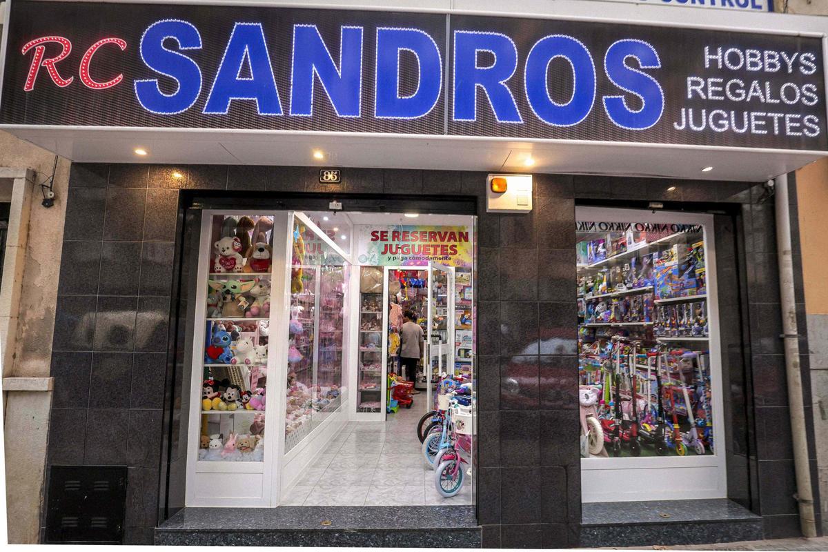 La entrada de Juguetería Sandros.