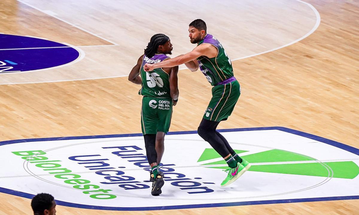 Imagen del partido entre el Unicaja CB y el BAXI Manresa de la liga de baloncesto ACB, disputado en el Palacio de Deportes Martín Carpena