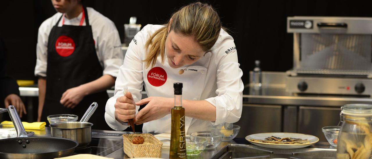 La chef Lucía Freitas en una edición anterior del Fórum Gastronómico.