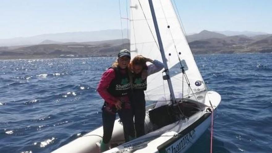 Cata Homar y María Bover, tras su última regata en Gran Canaria.