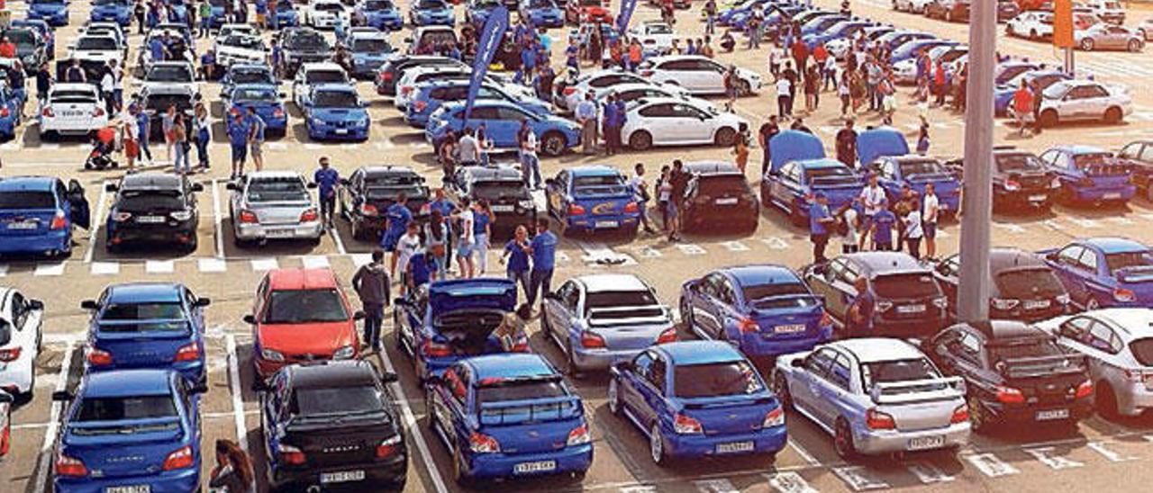 Panorámica de todos la concentración Subaru.