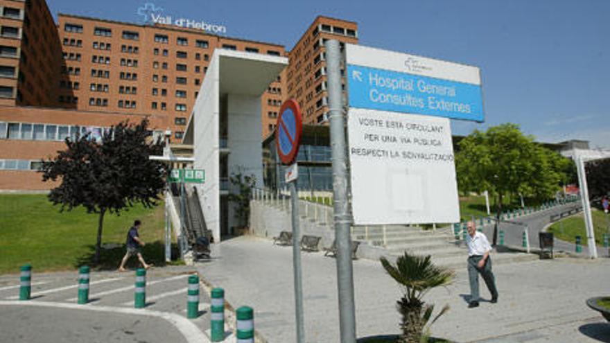 El hombre ha sido derivado al hospital de la Vall d&#039;Hebron de Barcelona.