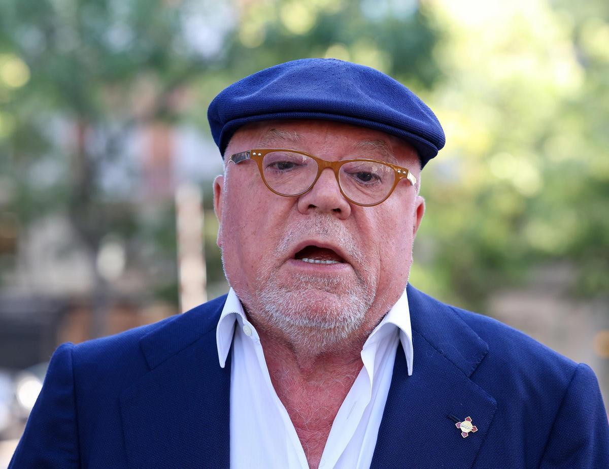 Archivo - El excomisario José Manuel Villarejo a su llegada a una vista a la Audiencia Nacional, a 31 de julio de 2023, en Madrid (España).