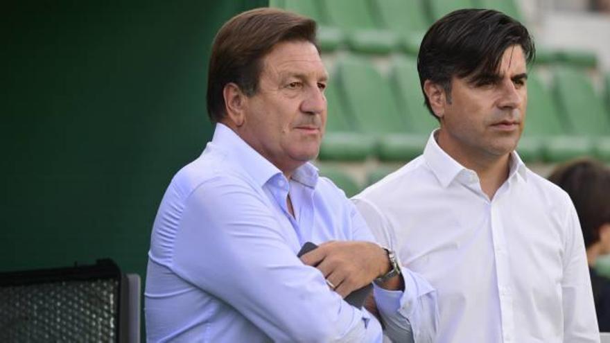 José Sepulcre y Nico Rodríguez, antes del partido en el Martínez Valero contra el Fuenlabrada.