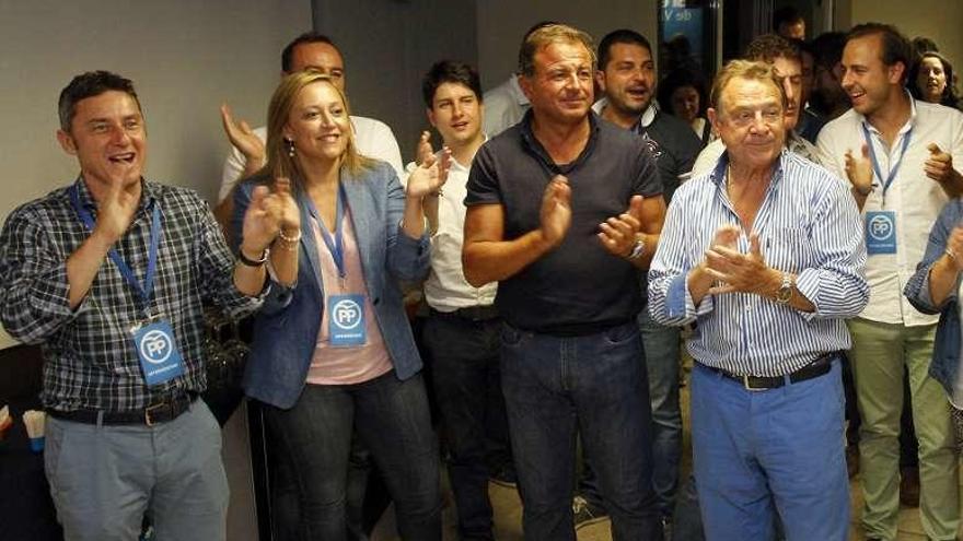 Fidalgo, Muñoz, Gago, Guerray Mantilla tras una cita electoral. // FdV