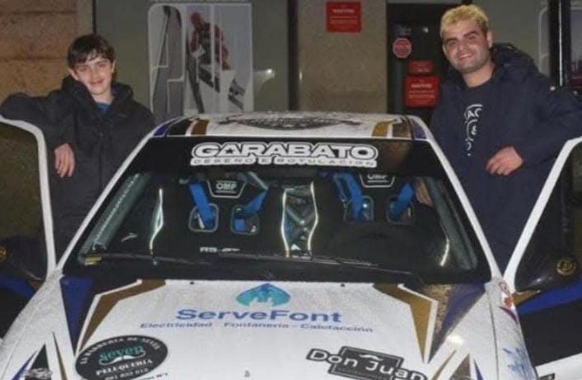 Christian, con su padre Juan
en una fiesta de cumpleaños.
| LCO