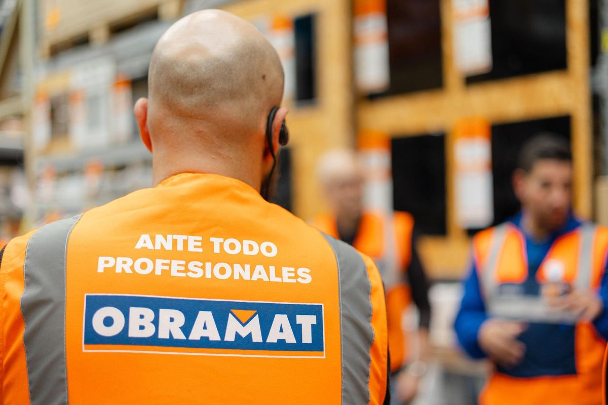 Con apoyo al talento interno, externo y futuro, OBRAMAT consolida su papel como referente en la creación de empleo estable.