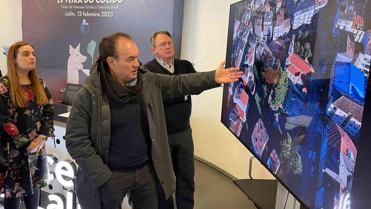 Lorenzo, Crespo y Bugallo en la presentación del proyecto, el lunes.