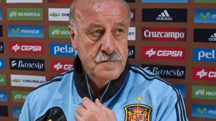 El seleccionador durante la rueda de prensa antes del amistoso contra China.