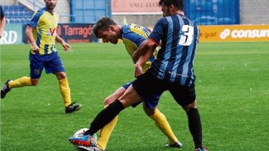 Un gol de Jaume Duran, a la imatge contra el Sant Andreu, va donar la victòria al conjunt palamosí.