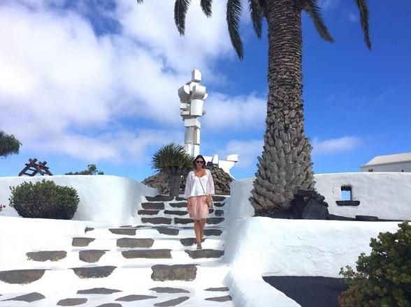 Helen Lindes disfruta de sus vacaciones en Lanzarote