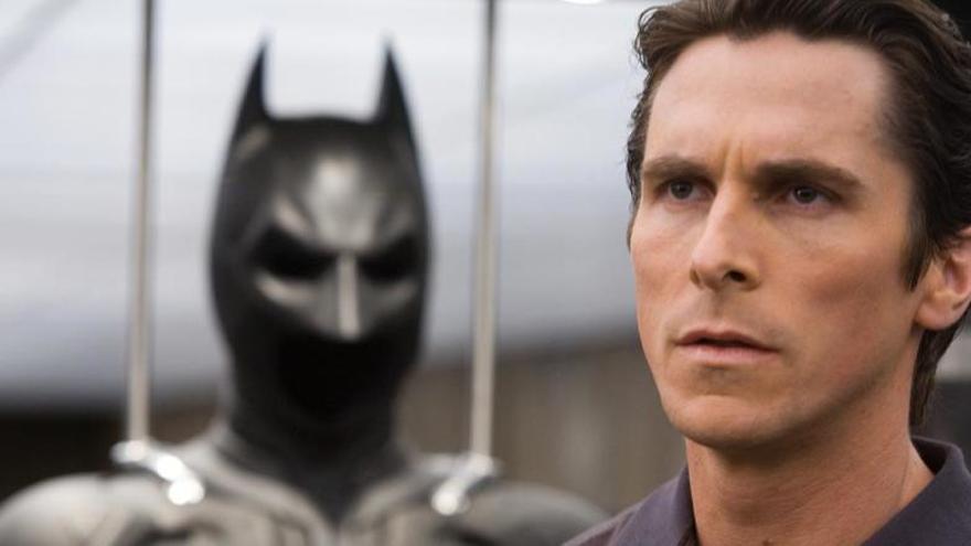 Christian Bale, en una escena de Batman Begins, podría rodar en Águilas en otoño