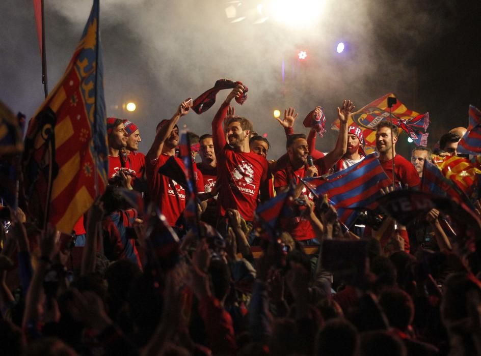 Así celebra el ascenso la afición del Levante UD